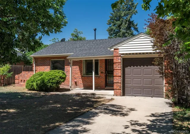 Photo 2 of Single family home for sale at 1219 Jasmine St, Denver, CO 80220 | MLS# 9674366 | Listing updated on 2026-08-08