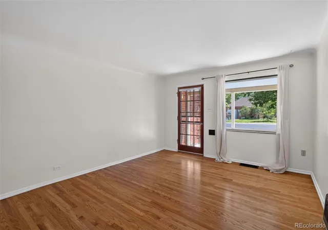 Photo 4 of Single family home for sale at 1219 Jasmine St, Denver, CO 80220 | MLS# 9674366 | Listing updated on 2026-08-08