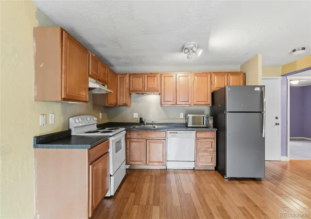 Listing Photo 5 - Condo for sale in building located at 615 Straight Creek Dr, Dillon, CO 80435 - Unit #101