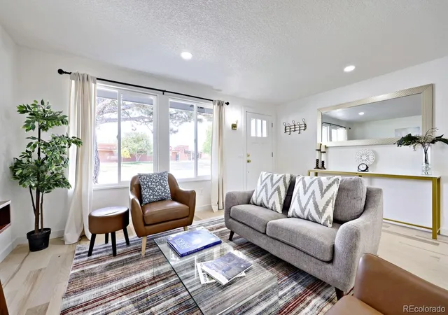 Photo 4 of Sale Pending at 6152 W 68th Avenue, Arvada, CO 80003 | MLS# 8310278 | Listing updated on 2026-08-12