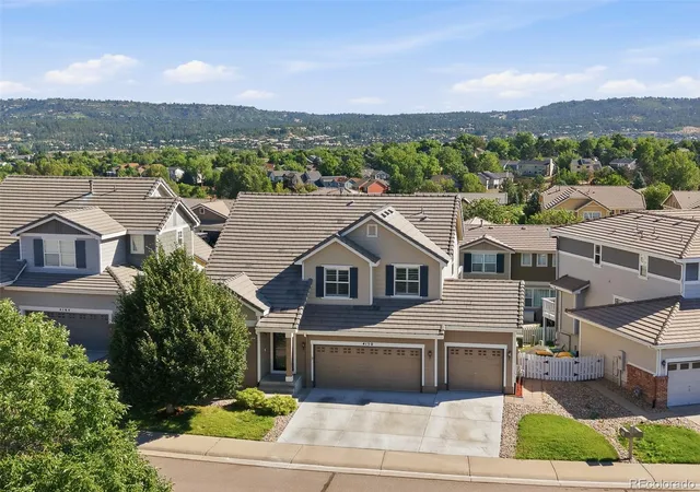 Photo 3 of Single family home for sale at 4150 Bountiful Cir, Castle Rock, CO 80109 | MLS# 4238993 | Listing updated on 2026-08-16