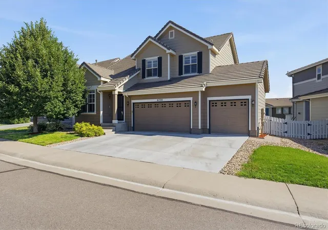 Photo 3 of Single family home for sale at 4150 Bountiful Cir, Castle Rock, CO 80109 | MLS# 4238993 | Listing updated on 2026-08-16