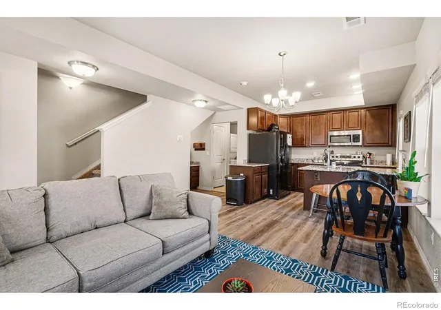 4th image of 107 S 8Th St, Berthoud, CO 80513 | MLS# IR1064066