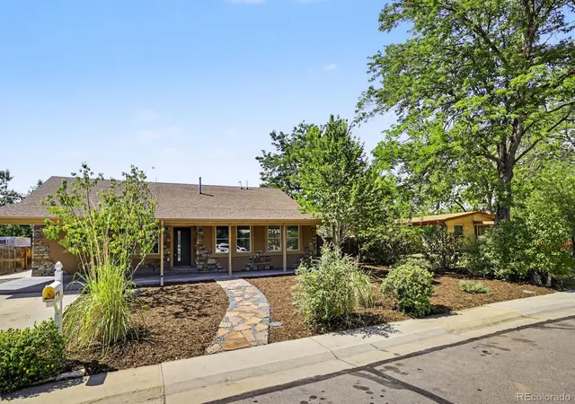 Photo 2 of Single family home for sale at 10240 W 16th Avenue, Lakewood, CO 80215 | MLS# 2022287 | Listing updated on 2026-08-07