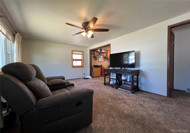 2nd image of 838 O Ave, Limon, CO 80828 | MLS# 2936743