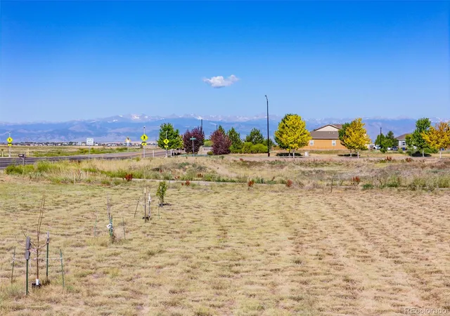 Homes for sale in Longmont, CO | 5579 Tipple Pkwy, Longmont, CO 80504 | MLS# 8461496