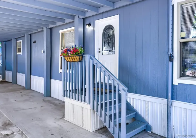 3rd image of 625 F St, Golden, CO 80401 | MLS# 2957794