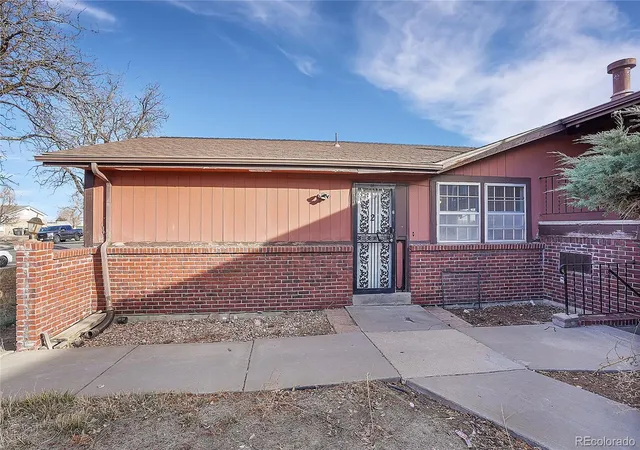 2nd image of 16432 E 13th Pl, Aurora, CO 80011 | MLS# 1673589