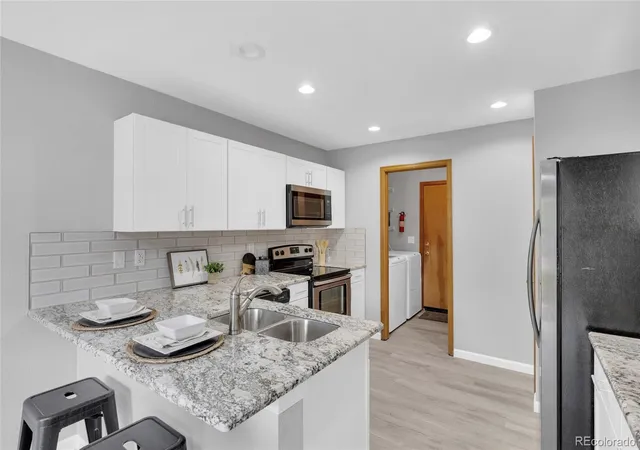 5th image of 8053 S Kittredge Wy, Englewood, CO 80112 | MLS# 4964244