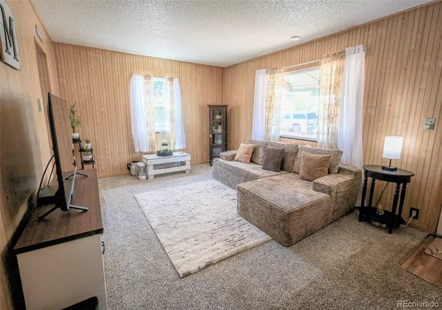 Photo 3 of Single family home for sale at 609 E Saint Elmo Ave, Colorado Springs, CO 80905 | MLS# 8408116 | Listing updated on 2026-08-11