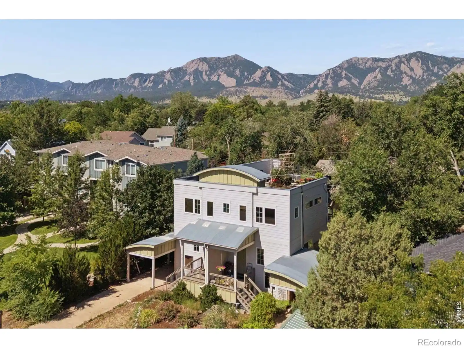 Photo 3 of Condo for sale at 4725 Qualla Dr, Boulder, CO 80303 | MLS# IR1064116 | Listing updated on 2026-10-25