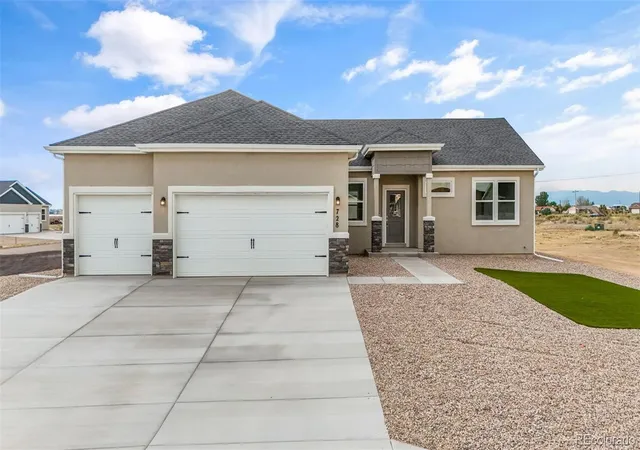 1st image of 728 E Campbell Ln, Pueblo, CO 81007 | MLS# 8847094
