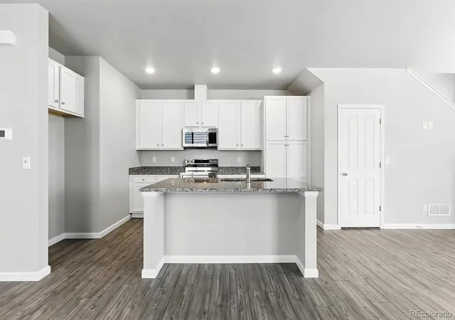 3rd image of 2344 Bufflehead Wy, Johnstown, CO 80534 | MLS# 1773372