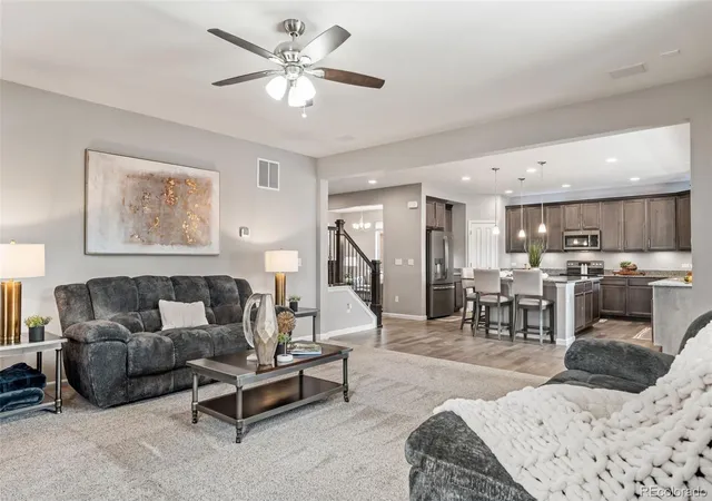4th image of 1414 Castle Creek Cir, Castle Rock, CO 80104 | MLS# 9071494