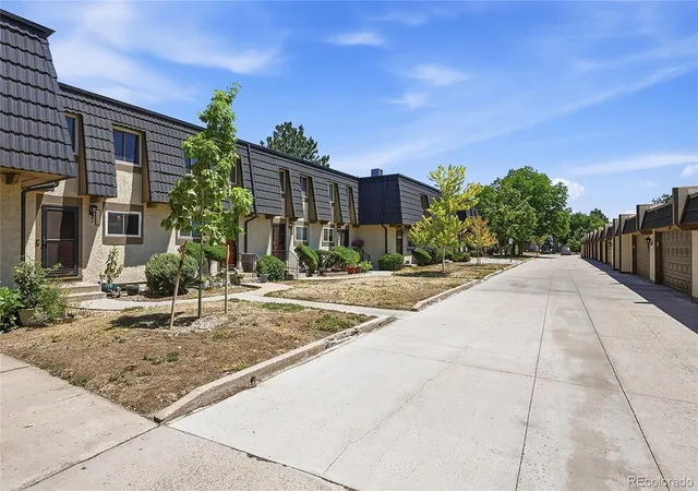 image of 6916 S Broadway, Centennial, CO 80122 | MLS# 2978932