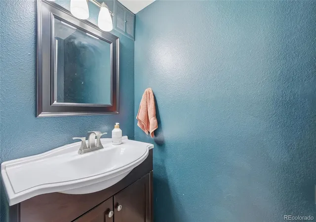 image of 6916 S Broadway, Centennial, CO 80122 | MLS# 2978932