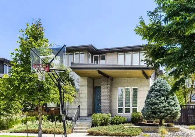 1st image of 2752 Jamaica Wy, Denver, CO 80238 | MLS# 5869019