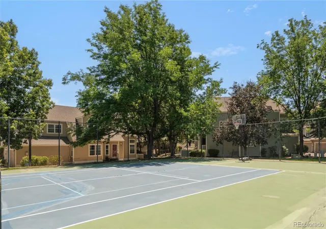 Listing Photo 2 - Condo for sale in building located at 5842 W Atlantic Pl, Lakewood, CO 80227 - Unit #