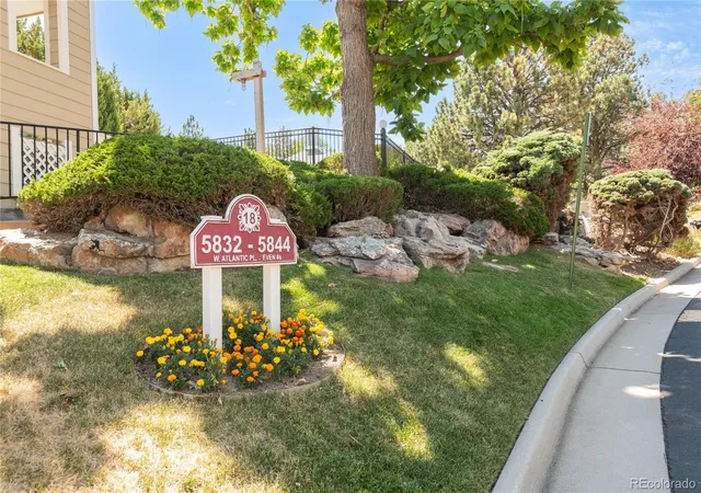 37th image of 5842 W Atlantic Pl, Lakewood, CO 80227 | MLS# 8543746
