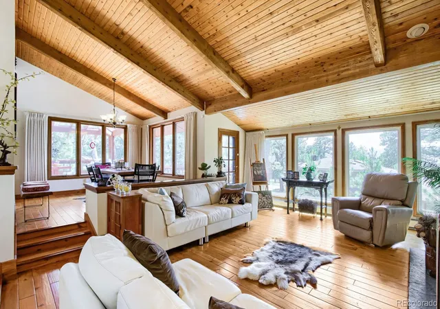 Photo 3 of Single family home for sale at 23925 Currant Dr, Golden, CO 80401 | MLS# 2353134 | Listing updated on 2026-10-22