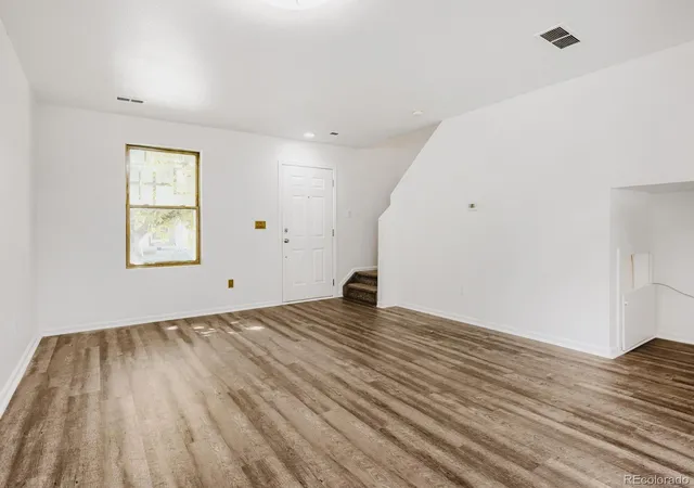 Photo 3 of Single family home for sale at 11817 W Tufts Pl, Morrison, CO 80465 | MLS# 9346327 | Listing updated on 2026-07-26