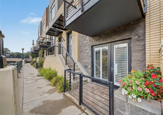 Photo 3 of Townhouse for sale at 1400 Little Raven St #D, Denver, CO 80202 | MLS# 7832589 | Listing updated on 2026-10-11