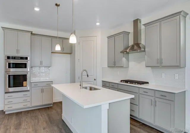 Photo 2 of Sale Pending at 1482 Westport Ave, Berthoud, CO 80513 | MLS# 4766124 | Listing updated on 2026-09-25