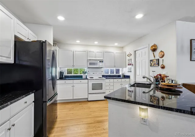 2nd image of 1011 S Valentia St #95, Denver, CO 80247 | MLS# 9193728