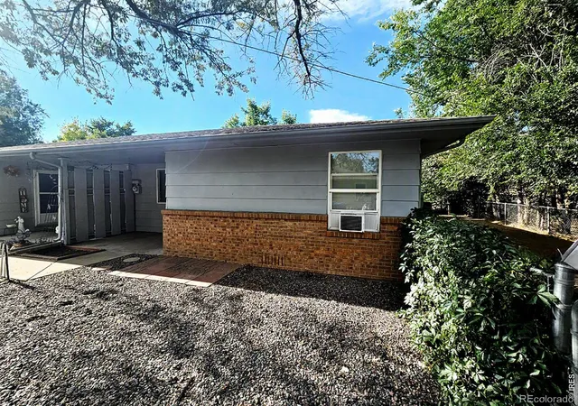 Listing Photo 5 - Condo for sale in building located at 1726-1728 Mdw St, Longmont, CO 80501