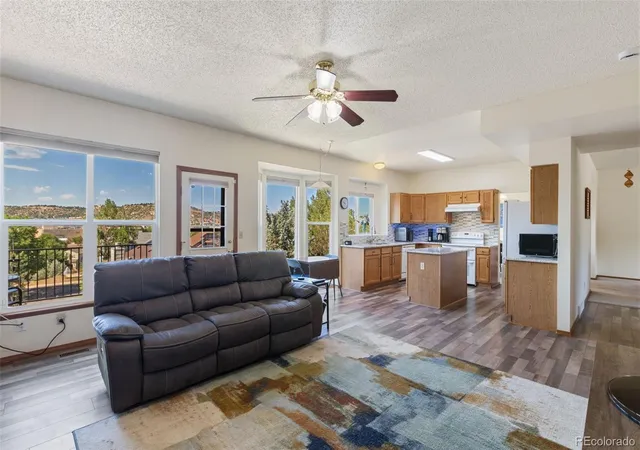 Photo 5 of Single family home for sale at 1547 Chesham Cir, Colorado Springs, CO 80907 | MLS# 7201201 | Listing updated on 2026-08-30