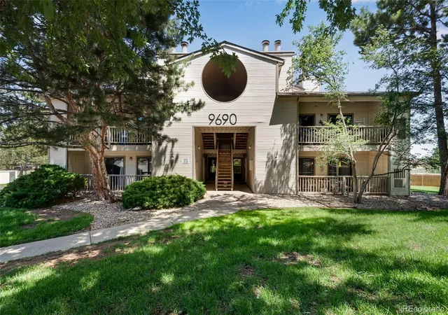 2nd image of 9690 Brentwood Wy, Broomfield, CO 80021