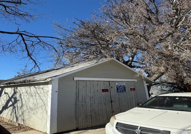 5th image of 728 Emporia St, Aurora, CO 80010 | MLS# 1519634
