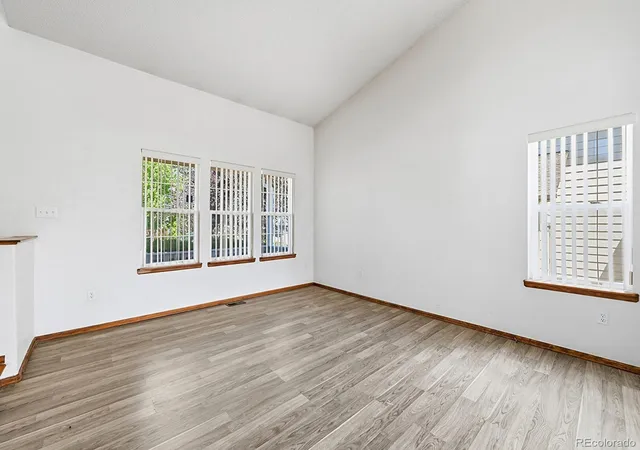 4th image of 4934 S Danube St, Aurora, CO 80015 | MLS# 9679298