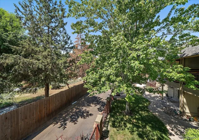 2nd image of 1021 Carr St, Lakewood, CO 80214