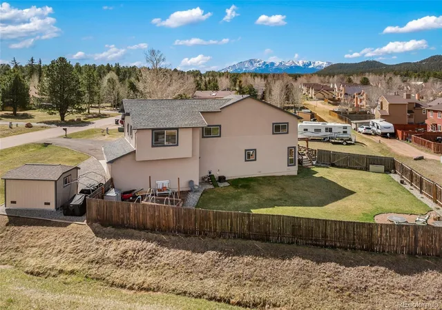 2nd image of 1860 Blackfoot Trl, Woodland Park, CO 80863 | MLS# 3516456
