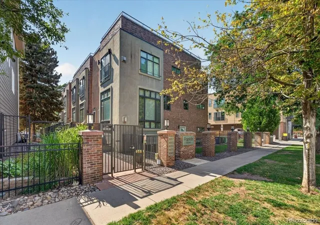 Photo 1 of Townhouse for sale at 1657 N Franklin St, Denver, CO 80218 | MLS# 3204269 | Listing updated on 2026-08-18