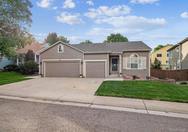1st image of 9669 Sydney Ln, Highlands Ranch, CO 80130 | MLS# 5646928