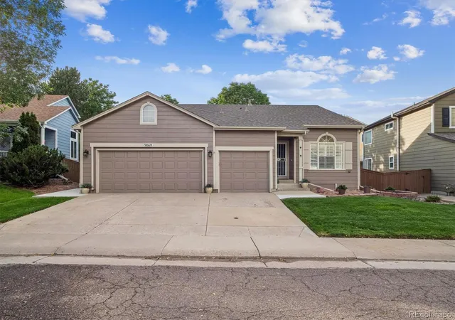 2nd image of 9669 Sydney Ln, Highlands Ranch, CO 80130 | MLS# 5646928