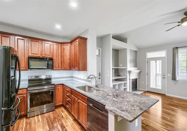 2nd image of 10341 W Girton Dr #202, Lakewood, CO 80227 | MLS# 7652422
