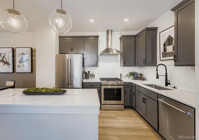 3rd image of 15280 W 68Th Pl, Arvada, CO 80007 | MLS# 9556468