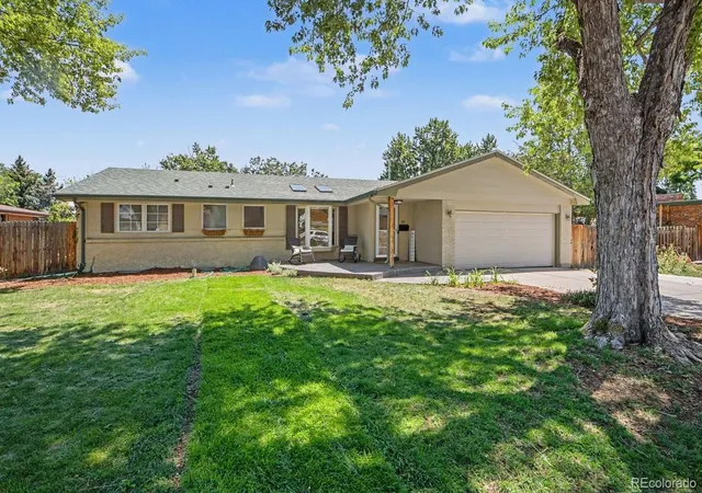 1st image of 700 S Arbutus St, Lakewood, CO 80228 | MLS# 6050450