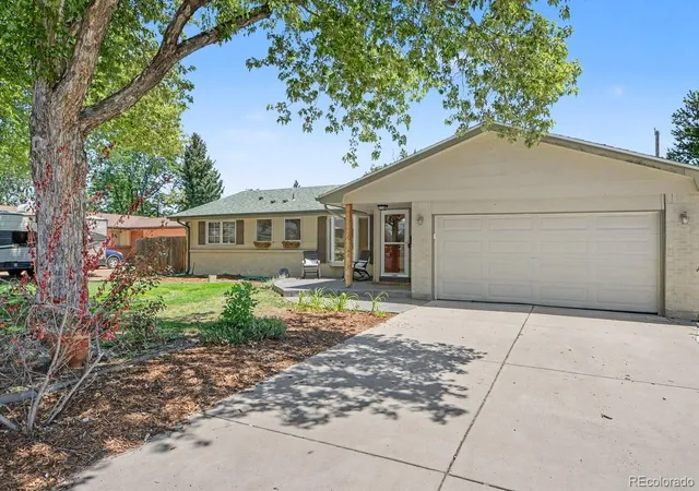 39th image of 700 S Arbutus St, Lakewood, CO 80228 | MLS# 6050450