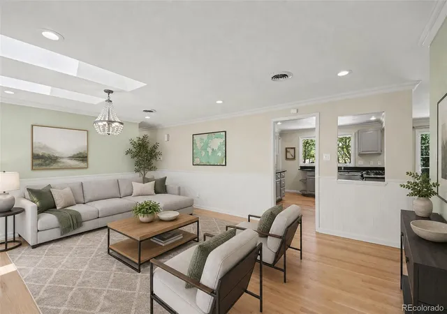 4th image of 700 S Arbutus St, Lakewood, CO 80228 | MLS# 6050450