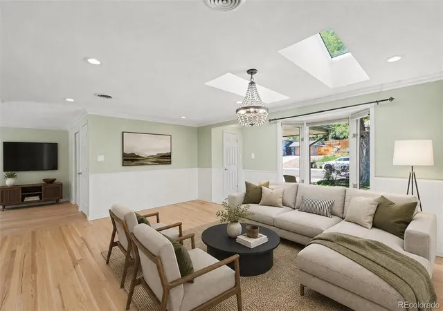 5th image of 700 S Arbutus St, Lakewood, CO 80228 | MLS# 6050450