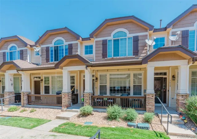 2nd image of 1424 Turnberry Dr, Castle Rock, CO 80104 | MLS# 4719055
