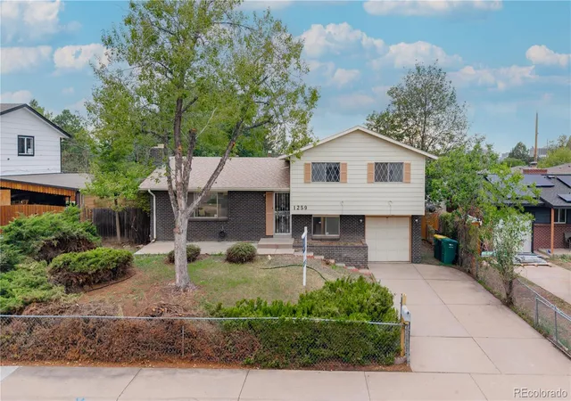 Photo 1 of Single family home for sale at 1259 Dearborn St, Aurora, CO 80011 | MLS# 8162443 | Listing updated on 2026-10-29