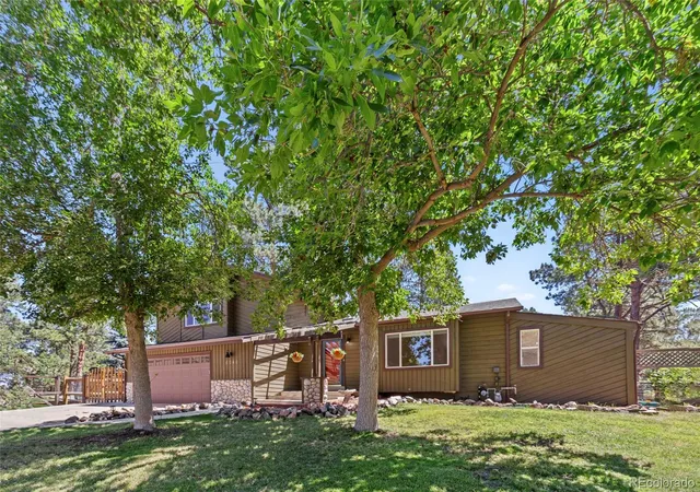Photo 3 of Single family home for sale at 6048 Ponderosa Way, Parker, CO 80134 | MLS# 5337462 | Listing updated on 2026-10-17