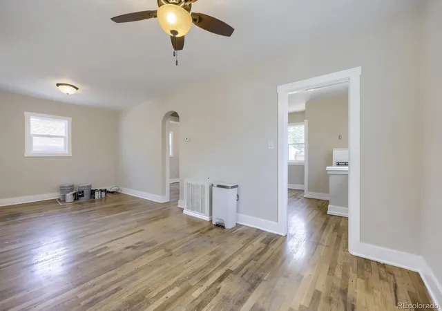 4th image of 1336 Iola St, Aurora, CO 80010 | MLS# 6521953