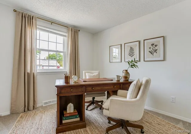 Photo 3 of Townhouse for sale at 2433 E Fremont Ct, Centennial, CO 80122 | MLS# 3956127 | Listing updated on 2026-10-14
