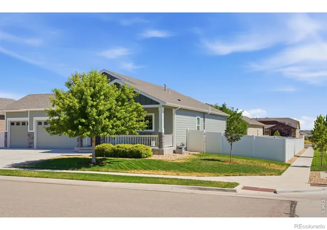 3rd image of 867 Sunlight Peak Dr, Severance, CO 80550 | MLS# IR1064264